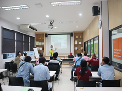 เทคนิคการขับรถบัสโดยสารเชิงป้องกันอุบัติเหตุ โดยอาจารย์อภิรัติ  คำสายพรม
